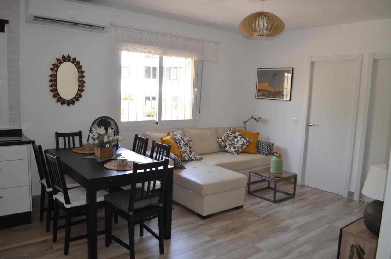 Pedregalejo Beach House Малага Екстер'єр фото
