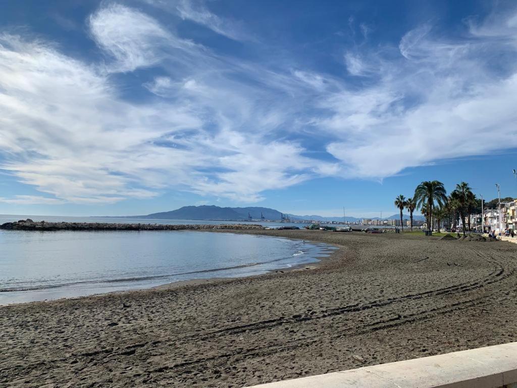 Pedregalejo Beach House Малага Екстер'єр фото