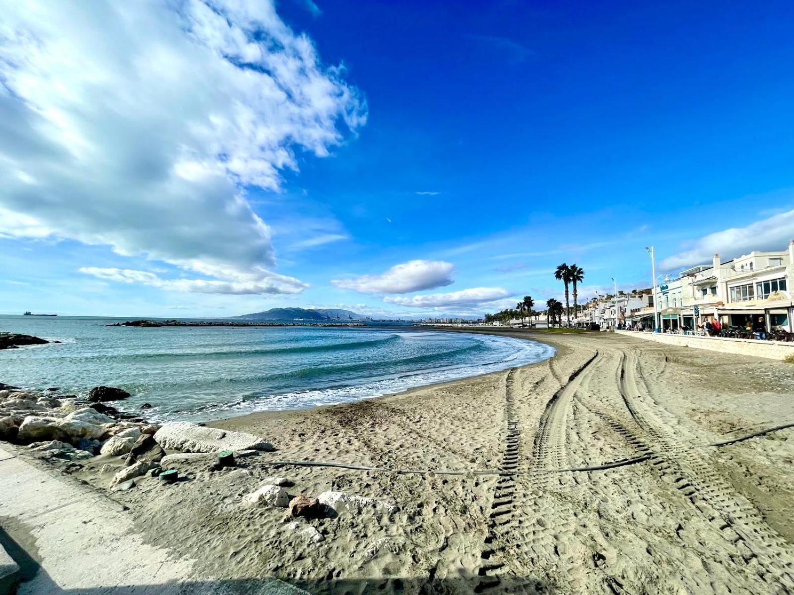 Pedregalejo Beach House Малага Екстер'єр фото